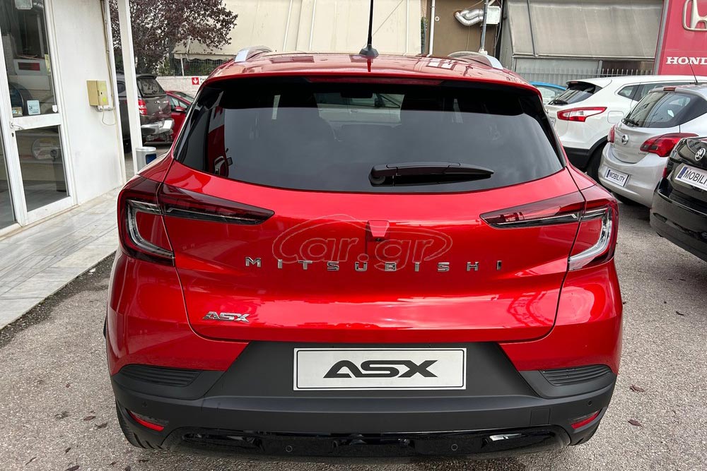 https://autogreeknews.gr/wp-content/uploads/2023/12/Mitsubishi-ASX-2023-7.jpg