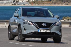Nissan-Qashqai-1.3-140-PS-strofi