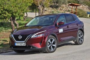 Nissan-Qashqai-strofi