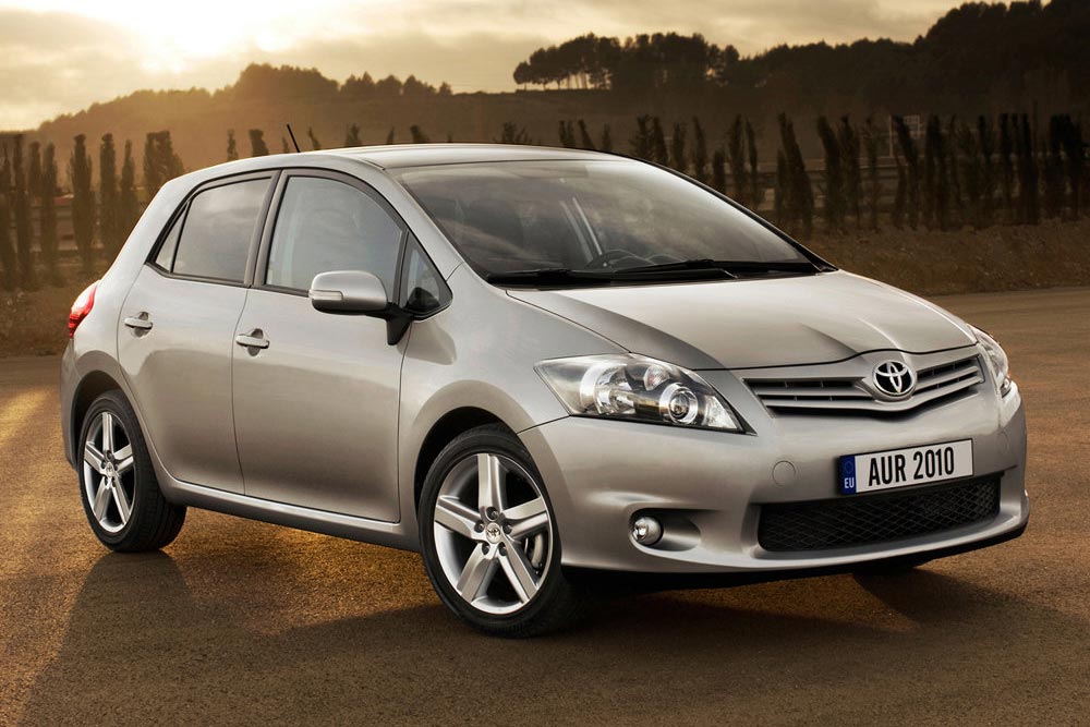 Δεκάδες Toyota Auris σε χαμηλές τιμές