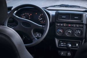 interer-lada-niva-legend-urban