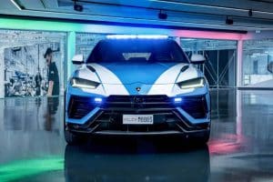 la-lamborghini-urus-performante-della-polizia-di-s