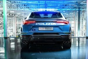 la-lamborghini-urus-performante-della-polizia-di-s (4)
