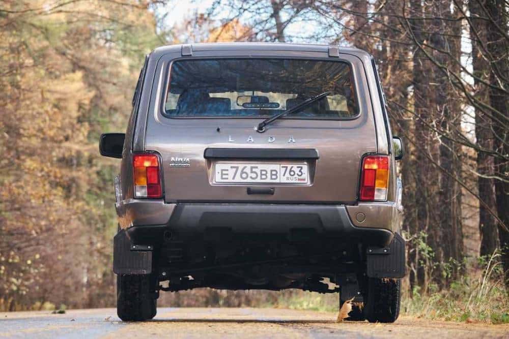 https://autogreeknews.gr/wp-content/uploads/2023/12/lada-niva-legend-urban-1.jpg