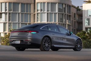 mercedes drive pilot lights 03