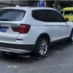 wheel-clamping-is-so-yesterday-illegally-parked-ca (3)