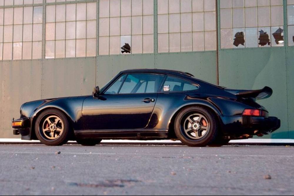 https://autogreeknews.gr/wp-content/uploads/2024/01/800000-miles-porsche-911-turbo-04.jpg