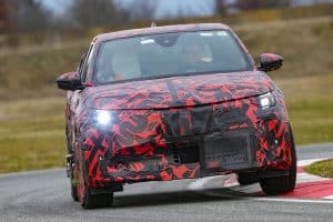 Alfa-Romeo-MILANO-test-car-(4)