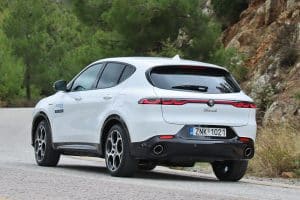 Alfa-Romeo-Tonale-PHEV-(10)