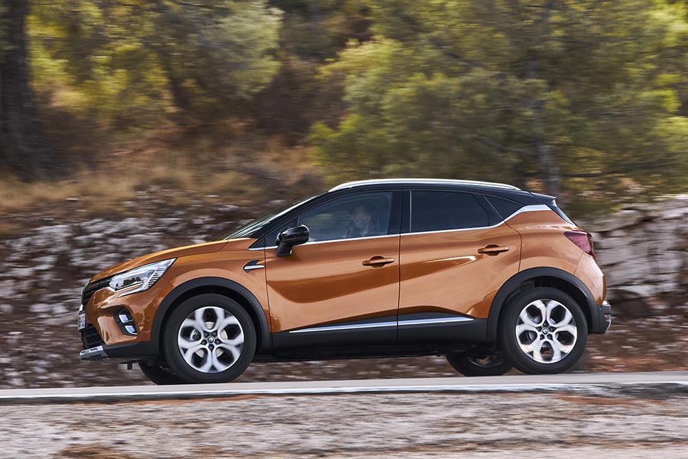 https://autogreeknews.gr/wp-content/uploads/2024/01/All-new-Renault-Captur-Atacama-Orange_015.jpg