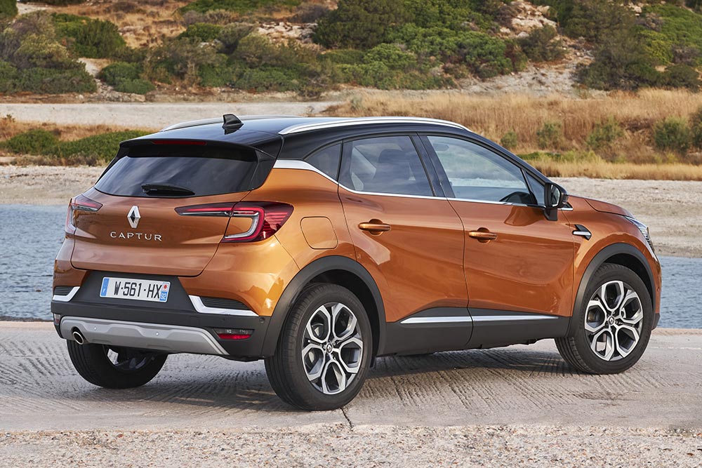 https://autogreeknews.gr/wp-content/uploads/2024/01/All-new-Renault-Captur-Atacama-Orange_040.jpg