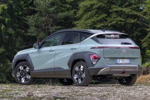 Hyundai-Kona-2023-(2)