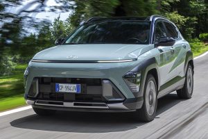 Hyundai-Kona-2023-(4)