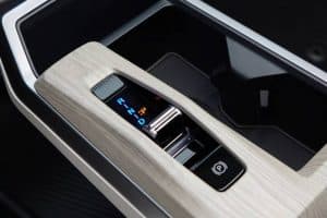 KG-Mobility-Torres-EVX-Interior-3
