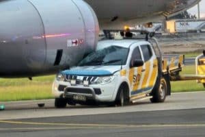 L200 crashed into plane