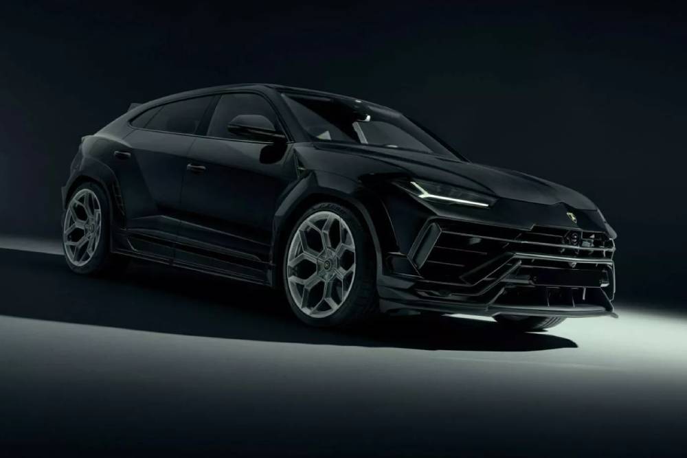 https://autogreeknews.gr/wp-content/uploads/2024/01/Lamborghini-Urus-Performante-Novitec-Esteso-1-2048.jpg