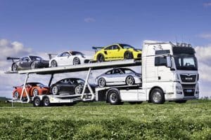 NA porsche 911 with truck (1)