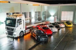 NA porsche 911 with truck (3)