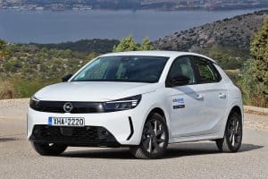 Opel-Corsa-2023-front