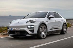 Porsche-Macan-2024-(1)