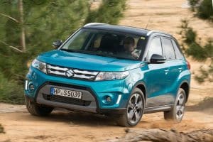 Suzuki-Vitara-2015-(10)