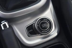 Suzuki-Vitara-2015-(4)