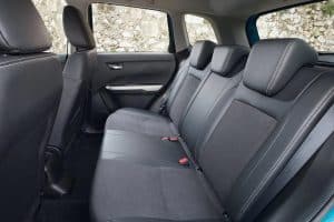 Suzuki-Vitara-2015-(6)
