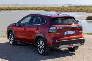Suzuki_S-Cross_Hybrid-(3)
