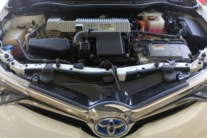 Toyota-Auris-Hybrid-LPG-(5)