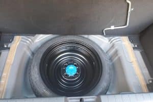 Toyota-Yaris-2010-(3)