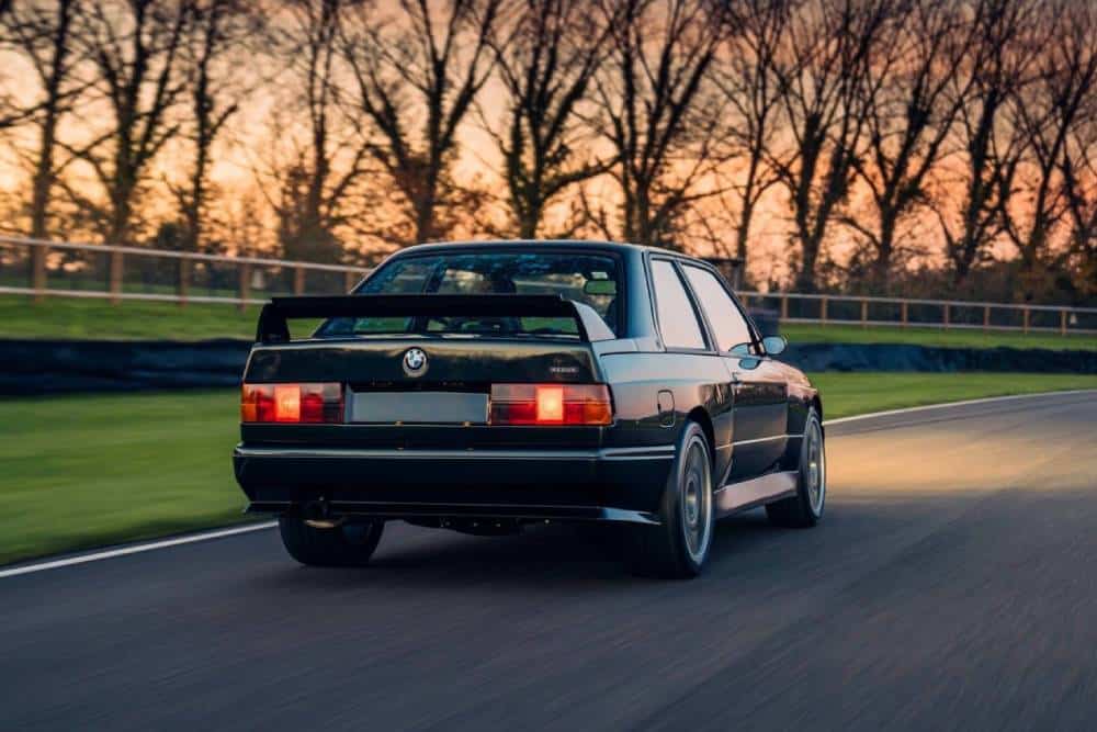 https://autogreeknews.gr/wp-content/uploads/2024/01/bmw-m3-e30-restomod-redux-04.jpg