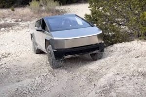 cybertruck vs suv 06