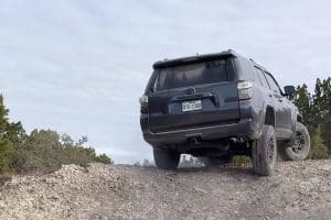 cybertruck vs suv 07