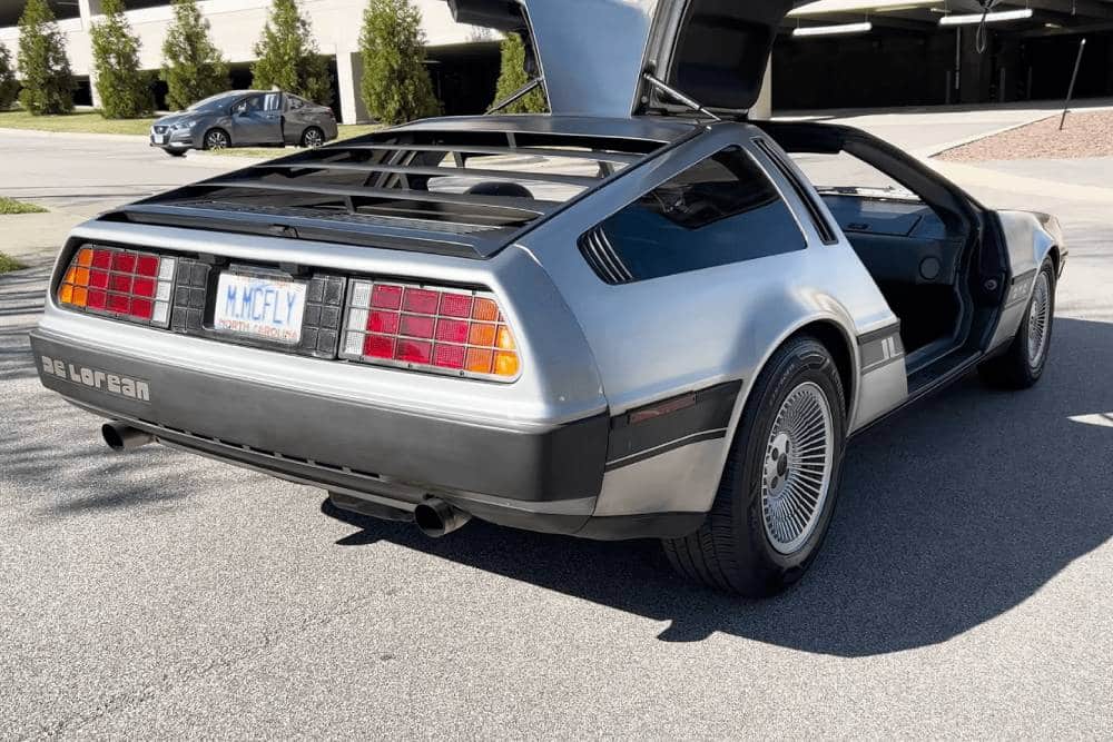 https://autogreeknews.gr/wp-content/uploads/2024/01/honda-powered-delorean-7.jpg