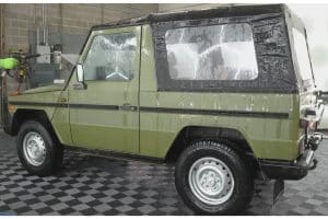 mercedes-benz-g-class-abandoned-in-a-military-tent (2)