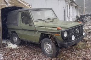mercedes-benz-g-class-abandoned-in-a-military-tent