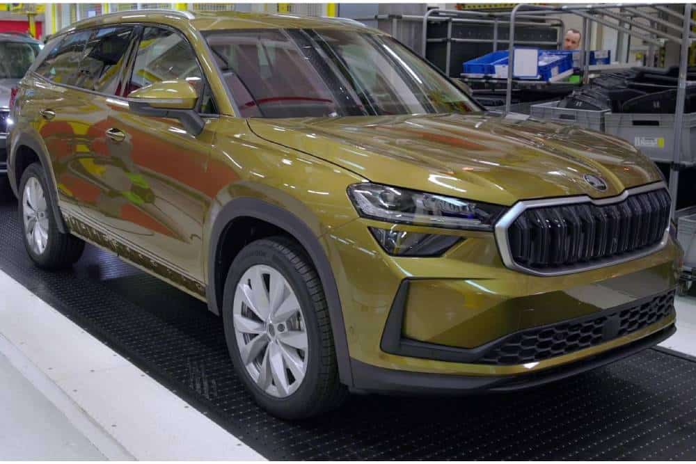 https://autogreeknews.gr/wp-content/uploads/2024/01/new-skoda-kodiaq-assembly-line-13.jpg