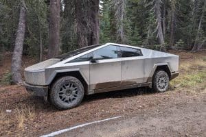 this-cybertruck-hit-10000-miles-here-s-the-one-thi (4)