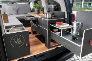 vanderer-electric-mini-camper-blends-the-retro-loo (8)
