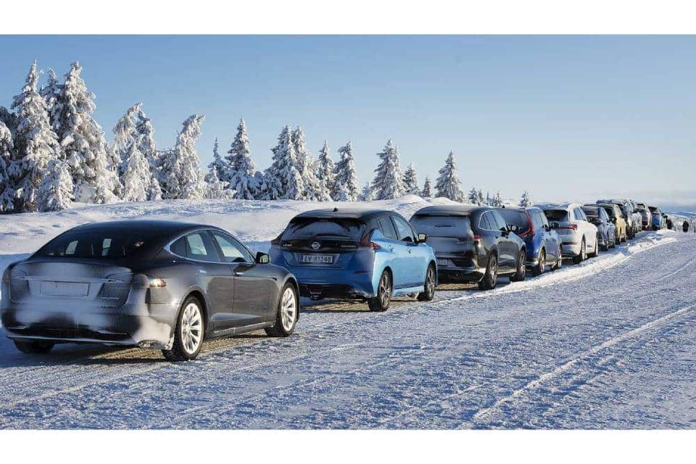 https://autogreeknews.gr/wp-content/uploads/2024/01/winter-ev-range-test-with-20-cars-reveals-best-evs.jpg