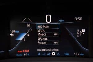 2022-Toyota-Mirai-10