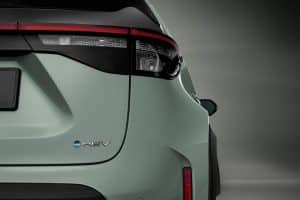 2023-yaris-cross-det-001