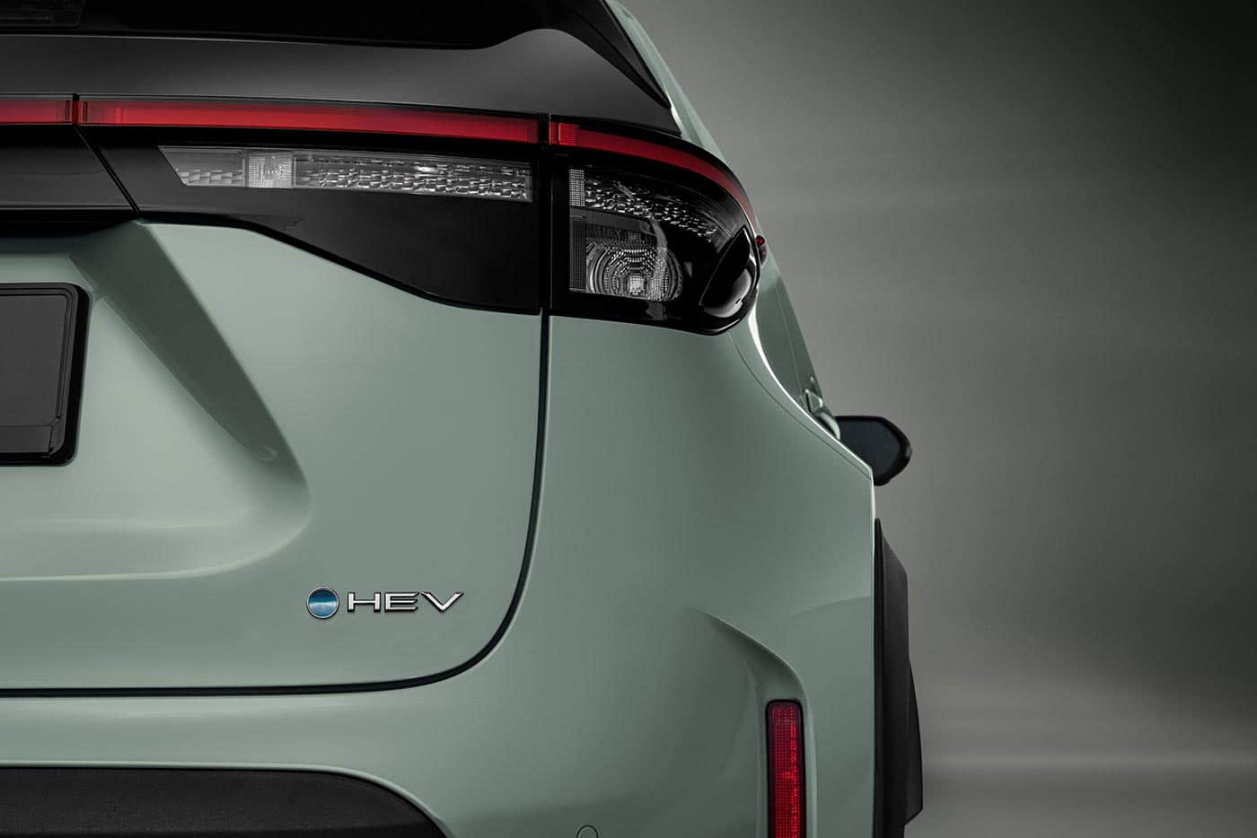 Χαμός στην Ελλάδα με το φθηνότερο υβριδικό SUV