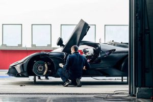 2024-Bugatti-Bolide-5-2048×1366