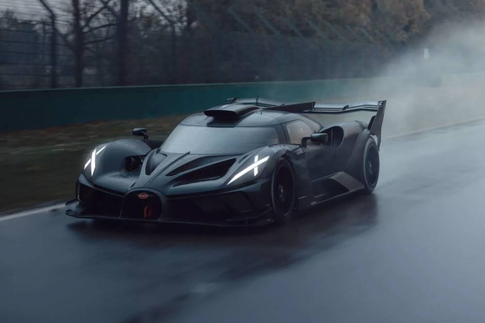 https://autogreeknews.gr/wp-content/uploads/2024/02/2024-Bugatti-Bolide-9-2048x1366-1.jpg