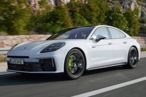 2024-Porsche-Panamera-Hybrids-011-2048×1314