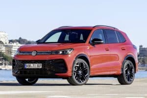 2024-vw-tiguan-phev-goes-on-sale-with-up-to-75-mil (11)