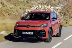 2024-vw-tiguan-phev-goes-on-sale-with-up-to-75-mil