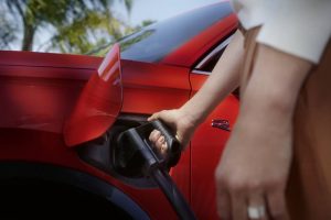 2024-vw-tiguan-phev-goes-on-sale-with-up-to-75-mil (7)