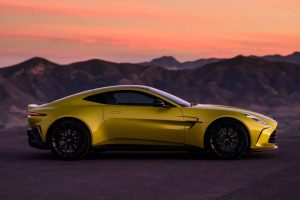 2025-Aston-Martin-Vantage-24